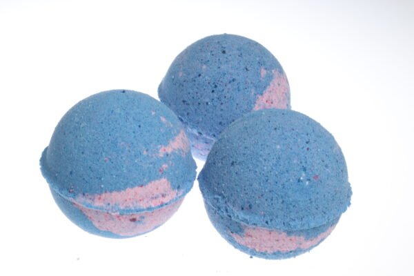 Galaxy – Bubble Gum Bath Bomb