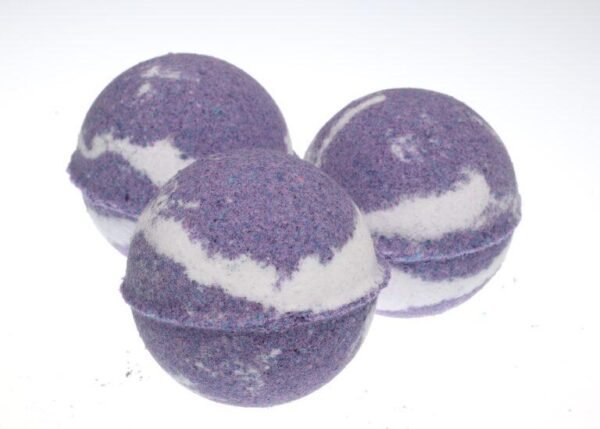 Sweet Pea – Lavender Bath Bomb