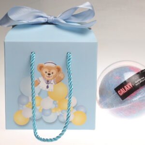 gift Box with bath bomb